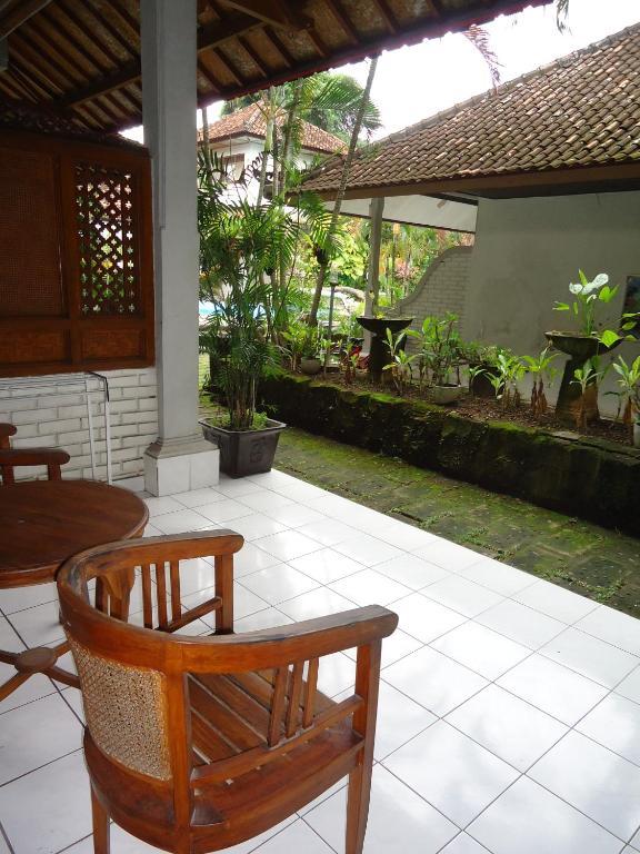 Hotel Bali Warma Denpasar Oda fotoğraf